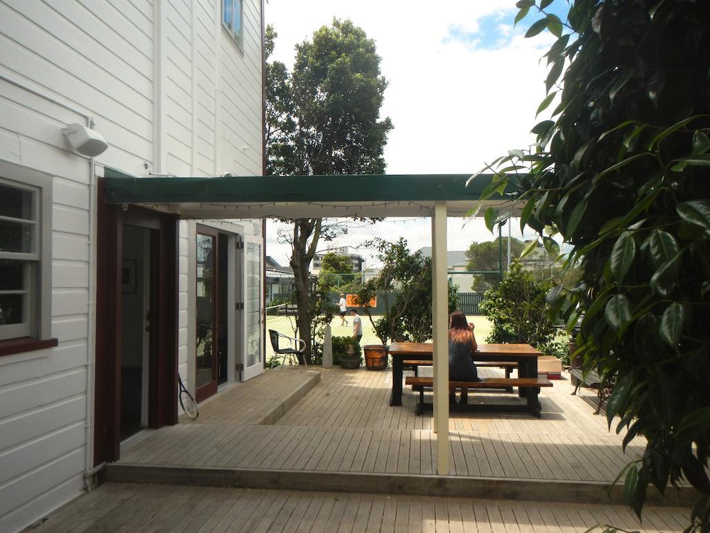 The Dwellington Hostel Εξωτερικό φωτογραφία