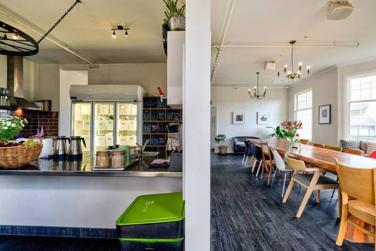 The Dwellington Hostel Εξωτερικό φωτογραφία