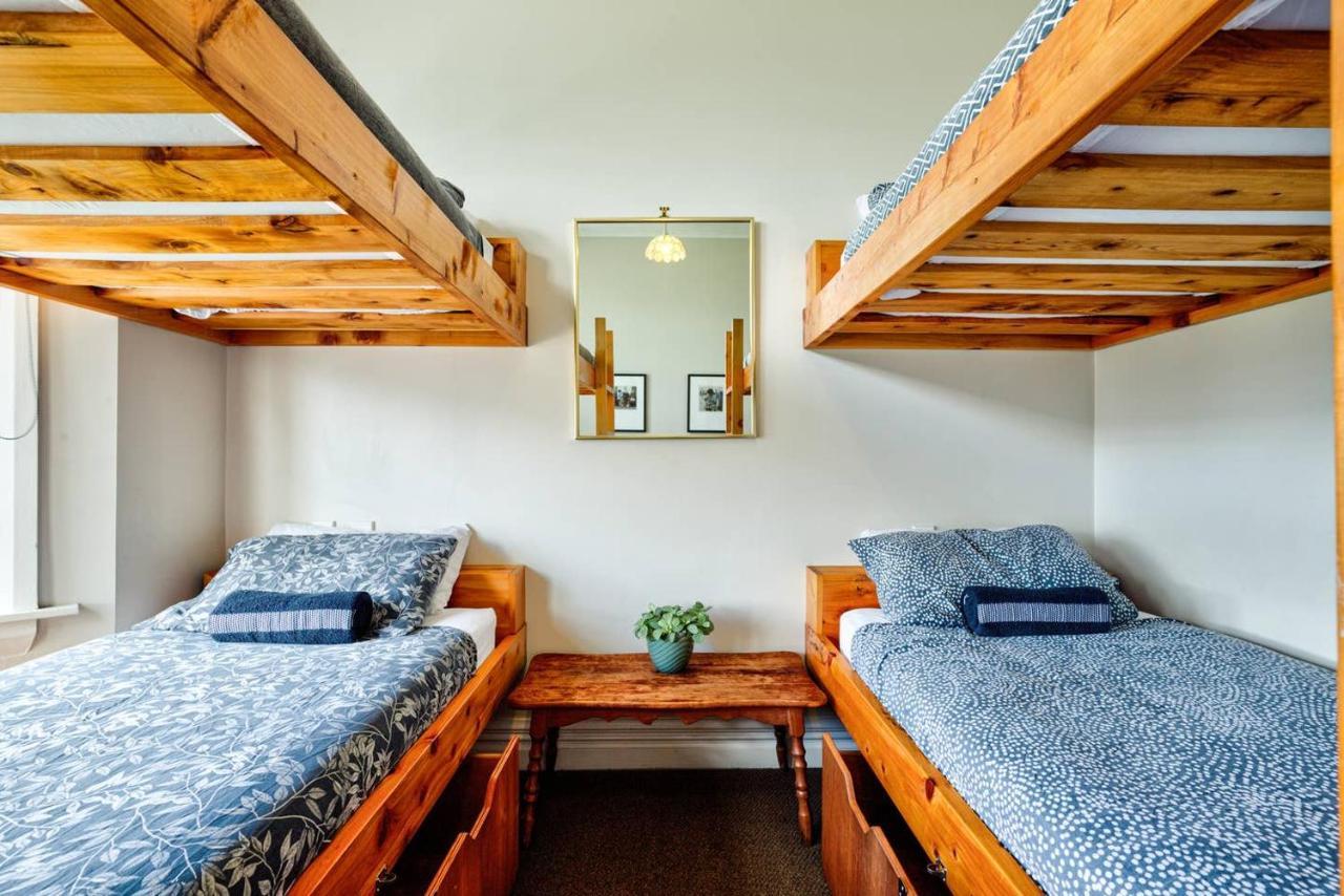 The Dwellington Hostel Εξωτερικό φωτογραφία