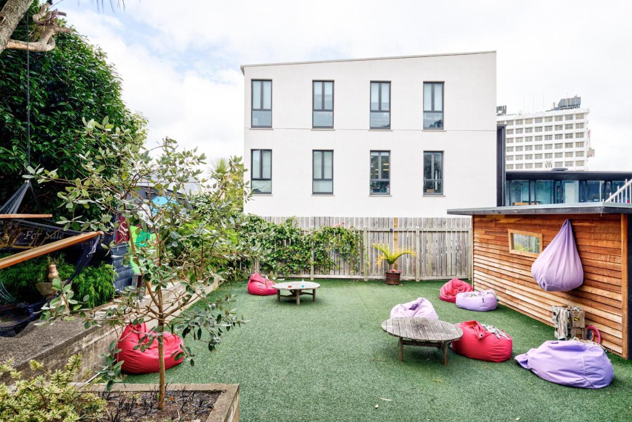 The Dwellington Hostel Εξωτερικό φωτογραφία